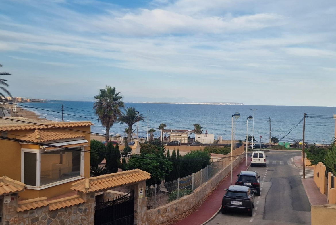 ESPECTACULAR BUNGALOW 2 HABS VISTAS A LA PLAYA DE LA MATA