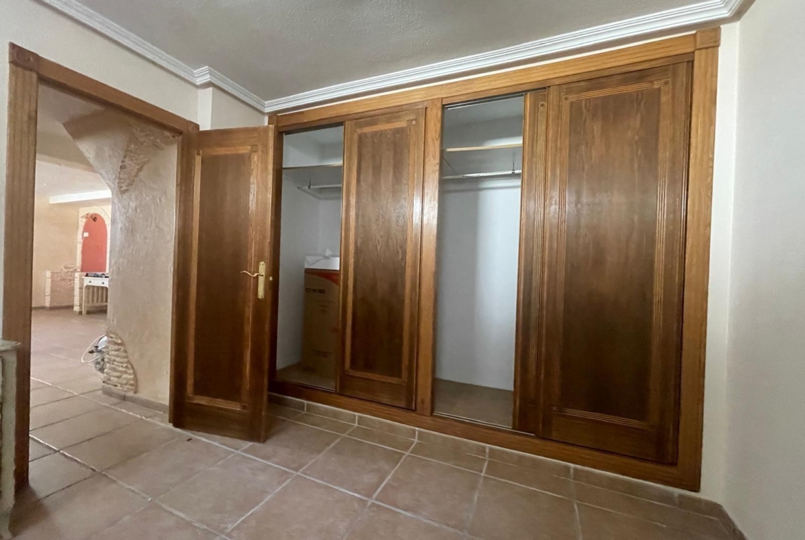 VILLA PARADA CON VISTAS AL MAR Y A 200 METROS DE PLAYA! ZONA TORRE LA MATA. 5 DRM. 3 BAÑOS. PISCINA PRIVADA.