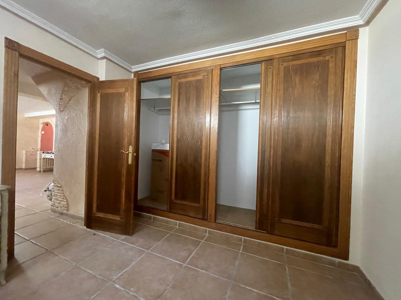 VILLA PARADA CON VISTAS AL MAR Y A 200 METROS DE PLAYA! ZONA TORRE LA MATA. 5 DRM. 3 BAÑOS. PISCINA PRIVADA.