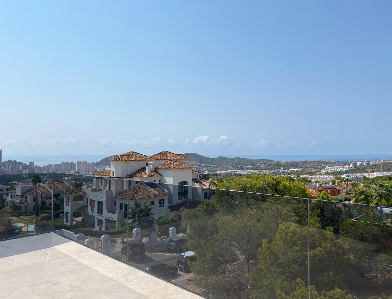 Ontdek uw nieuwe woning in Sierra Cortina, Finestrat