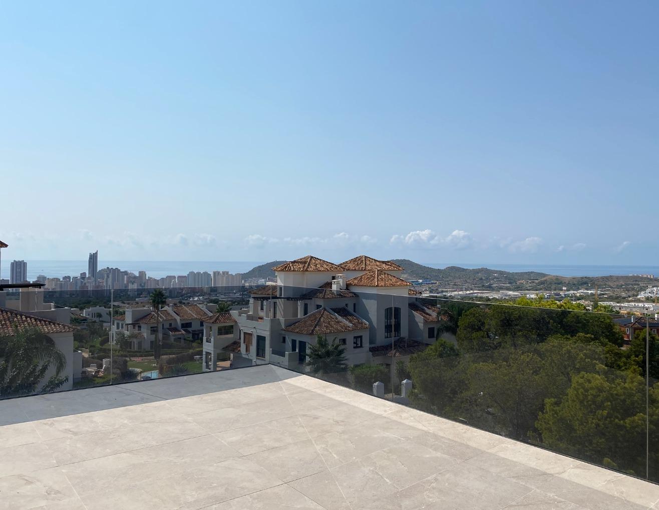 Ontdek uw nieuwe woning in Sierra Cortina, Finestrat