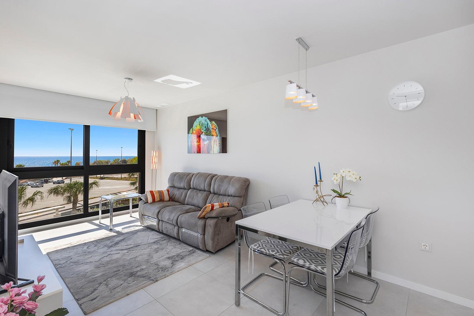 2-6-137 APARTAMENTO CON VISTAS AL MAR EN MIL PALMERAS. 2 DORM. 2 BAÑOS. GARAJE+TRASTERO. TERRAZA 20 M2.