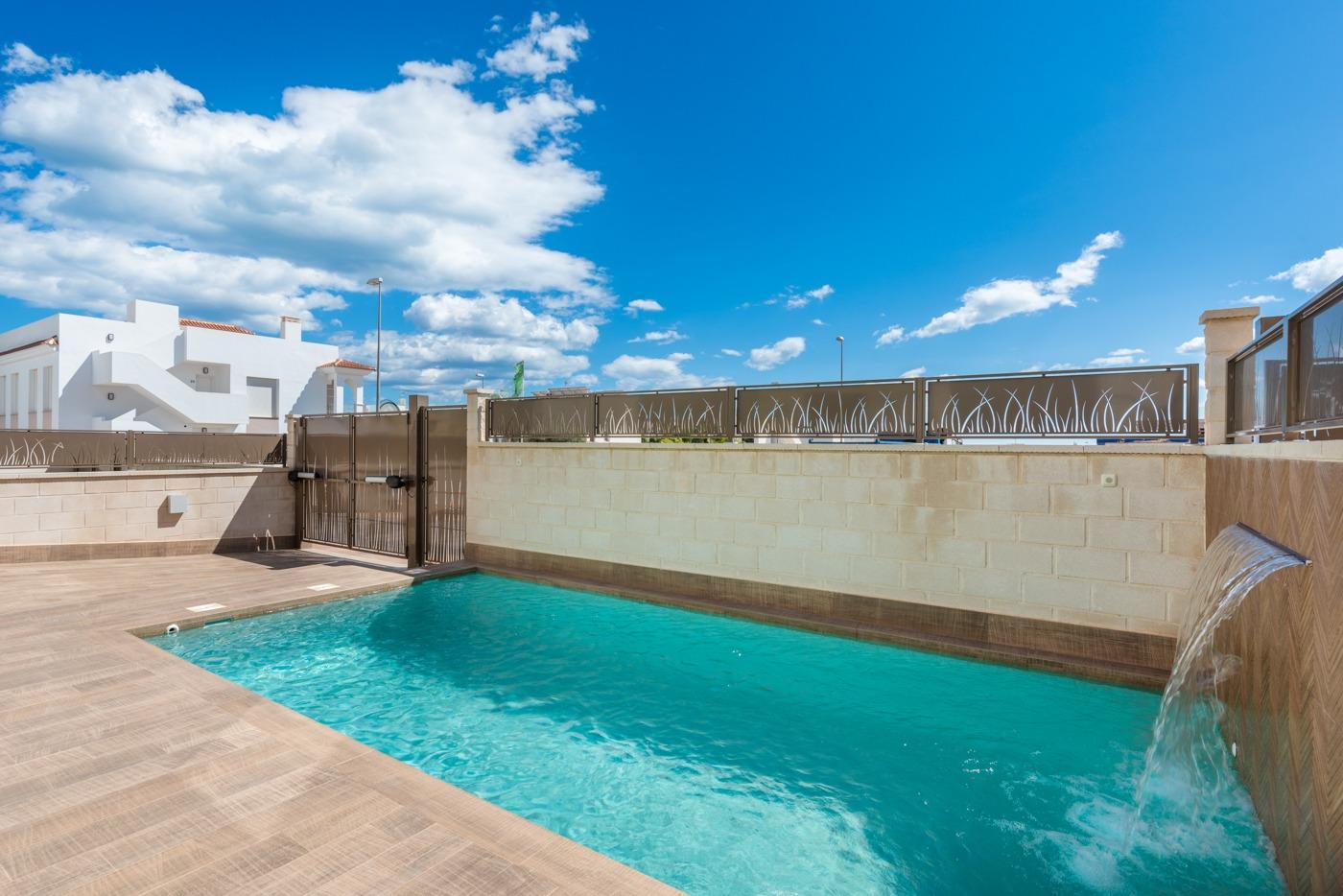 OBRA NUEVA EN LOS MONTESINOS. VILLAS DE LUJO. 3 DORM. 3 BAÑOS. PARCELA 200M2. PISCINA PROPIA.