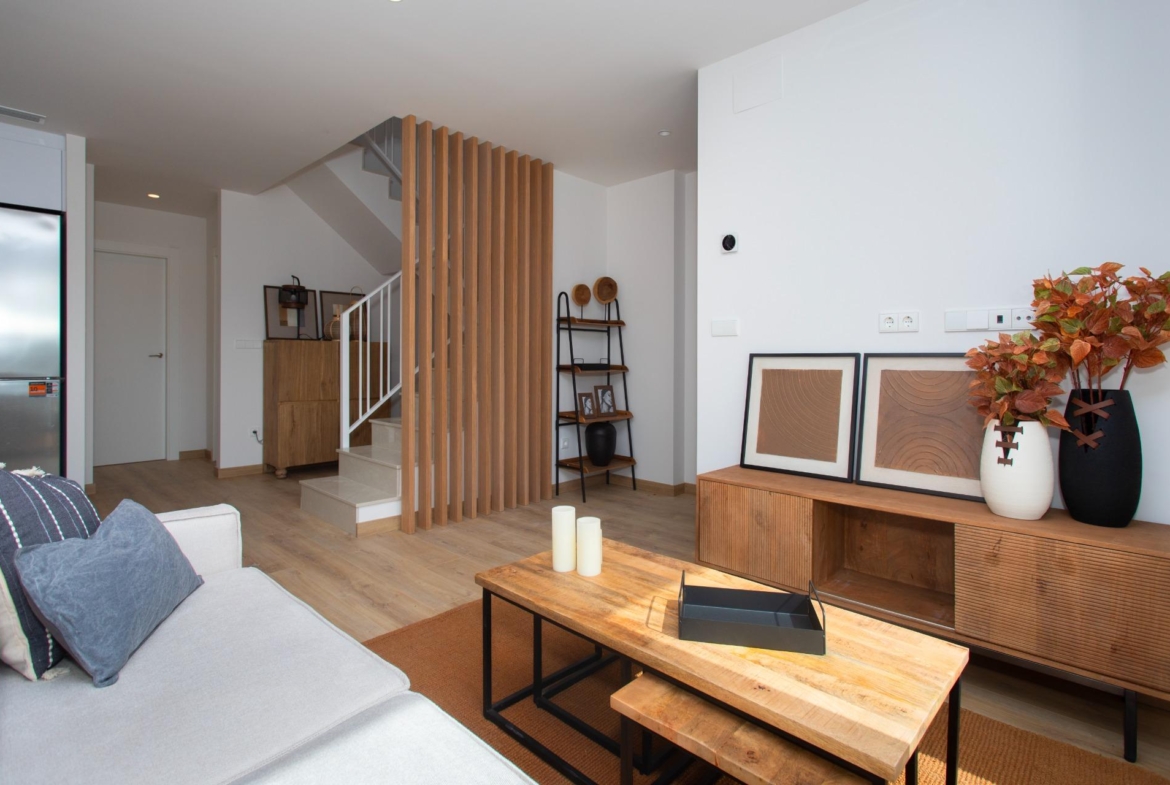 Exclusive Duplex House in Monforte del Cid – Ideal for Families