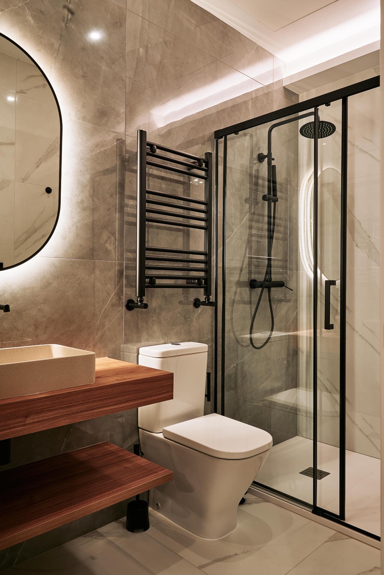 EXCLUSIVE BRAND NEW RENOVATED APARTMENT IN THE CENTER OF MADRID