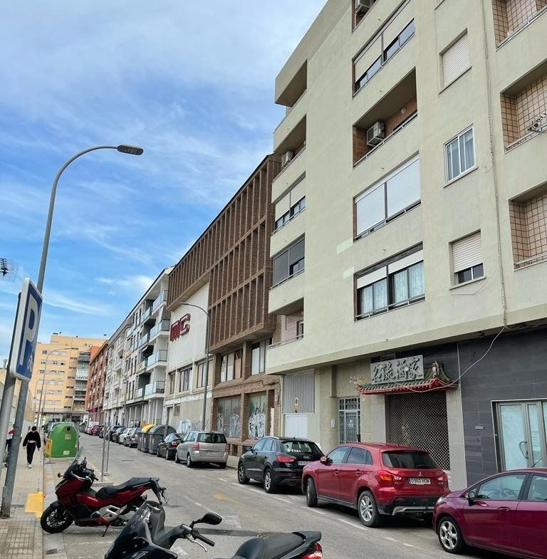 Building for sale with project to rehabilitate in Gandia