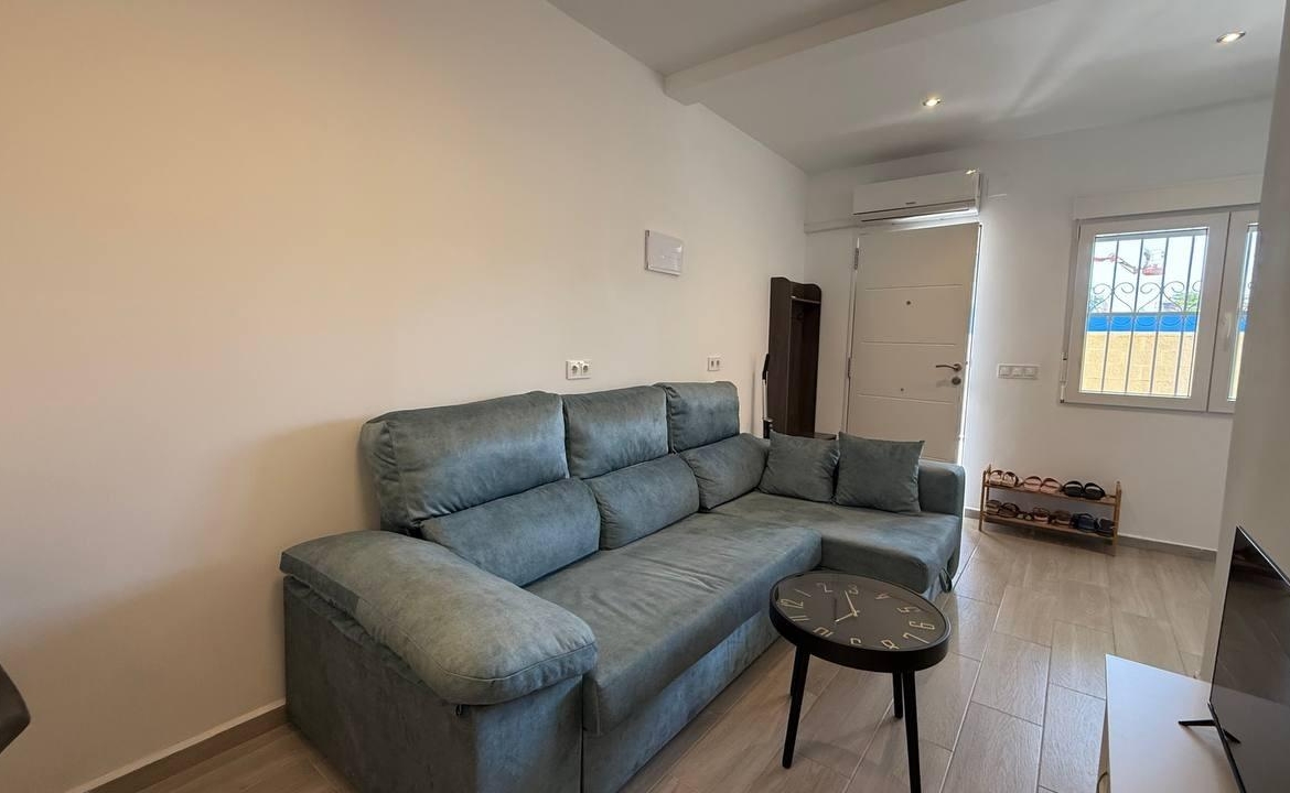 Bungalow with newly renovated, 2 bedrooms, 1 bathroom