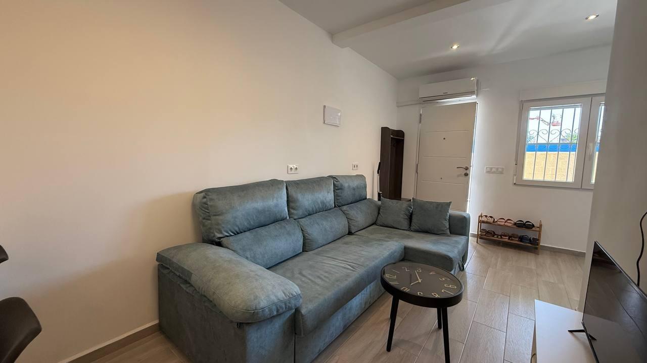 2-6-275 Bungalow with newly renovated, 2 bedrooms, 1 bathroom