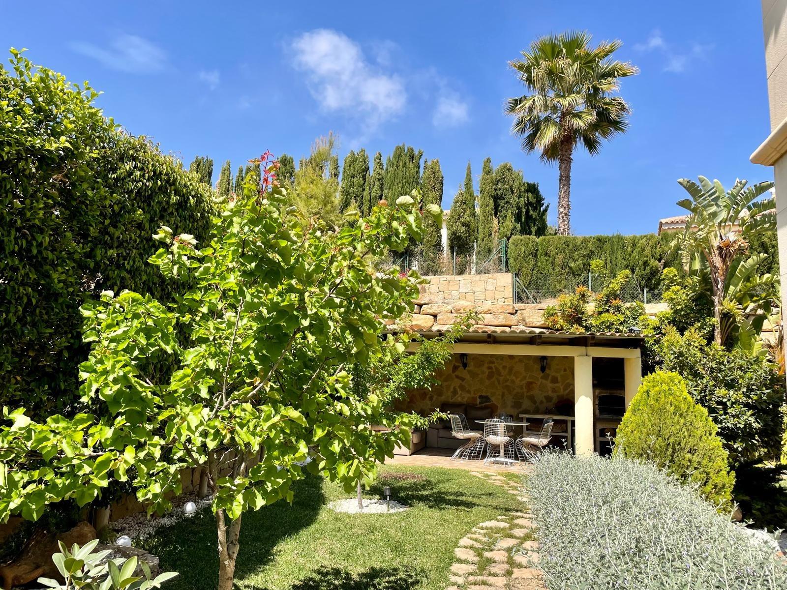2-6-289 Charming Mediterranean Villa with Private Pool in Sierra Cortina
