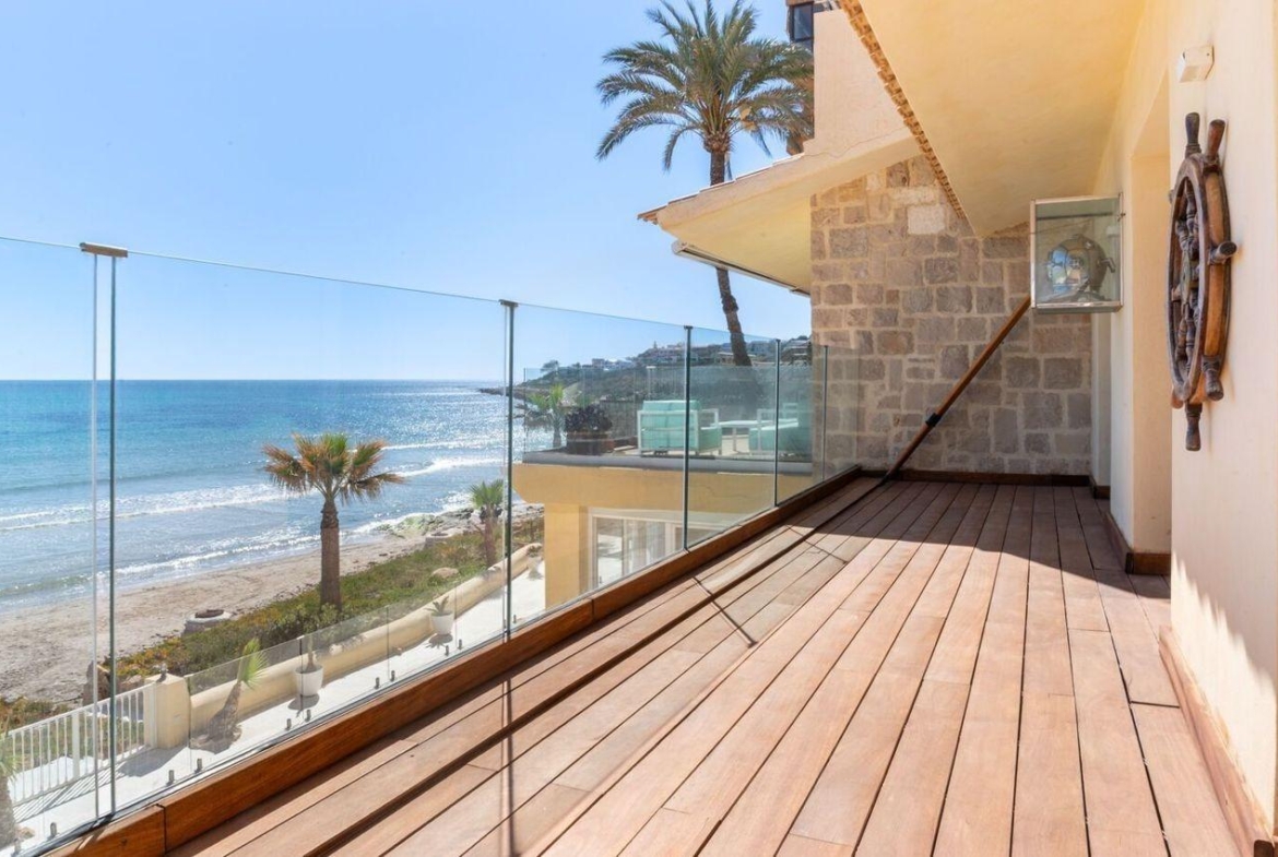 LUXURY VILLA OP HET ZAND IN CABO DE LAS HUERTAS