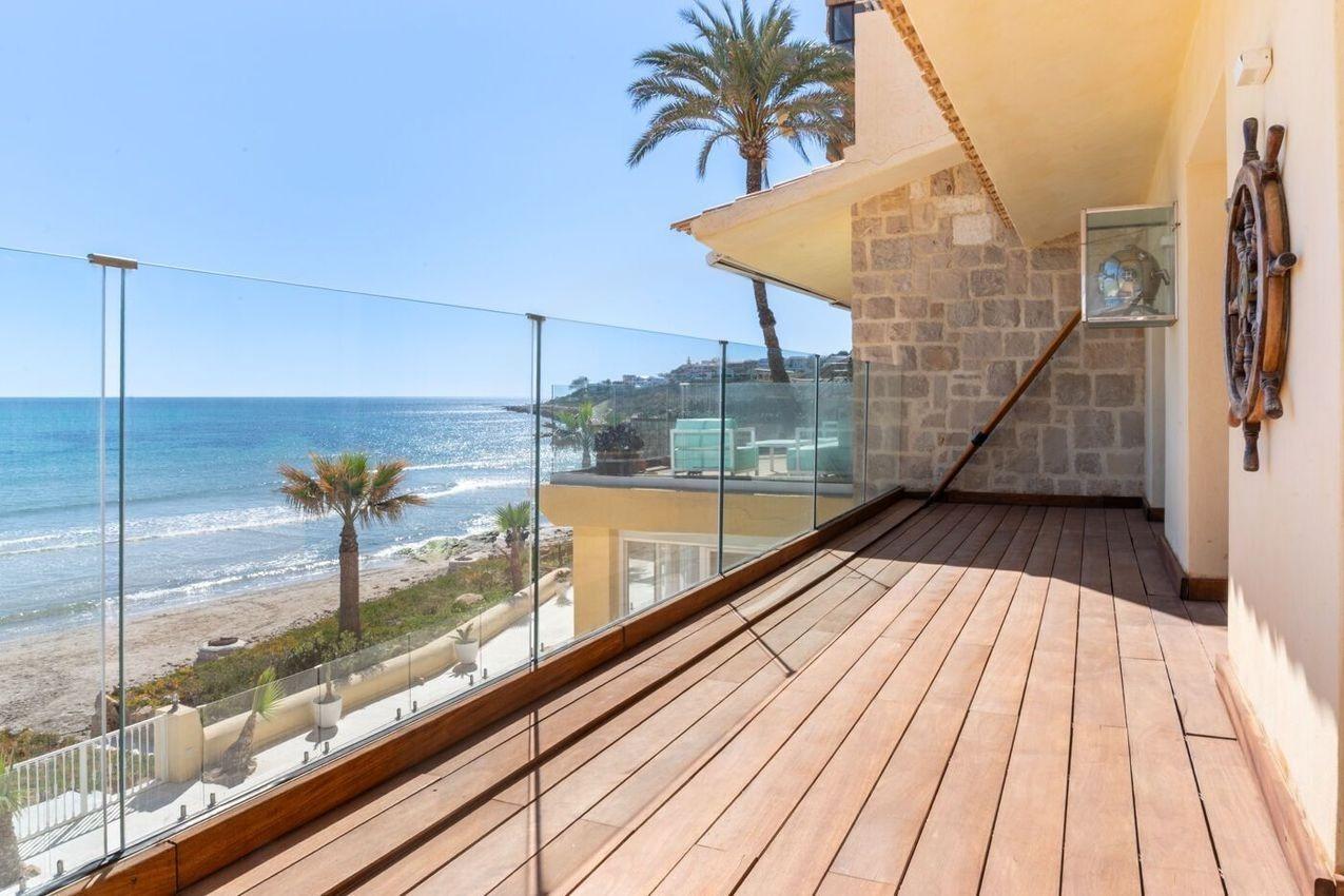 2-6-321 LUXURY VILLA OP HET ZAND IN CABO DE LAS HUERTAS