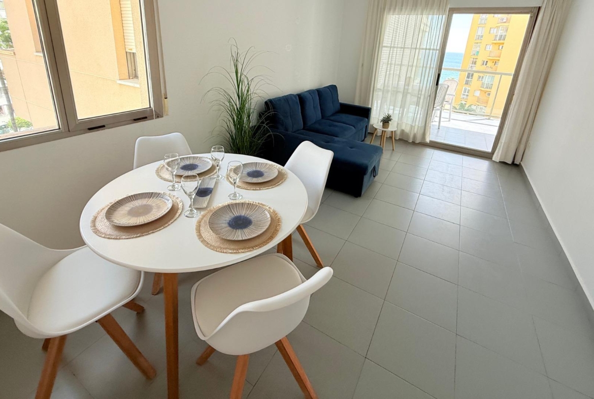 Magnificent apartment with sea views just one minute from the beach in Playa de la Fossa, Calpe