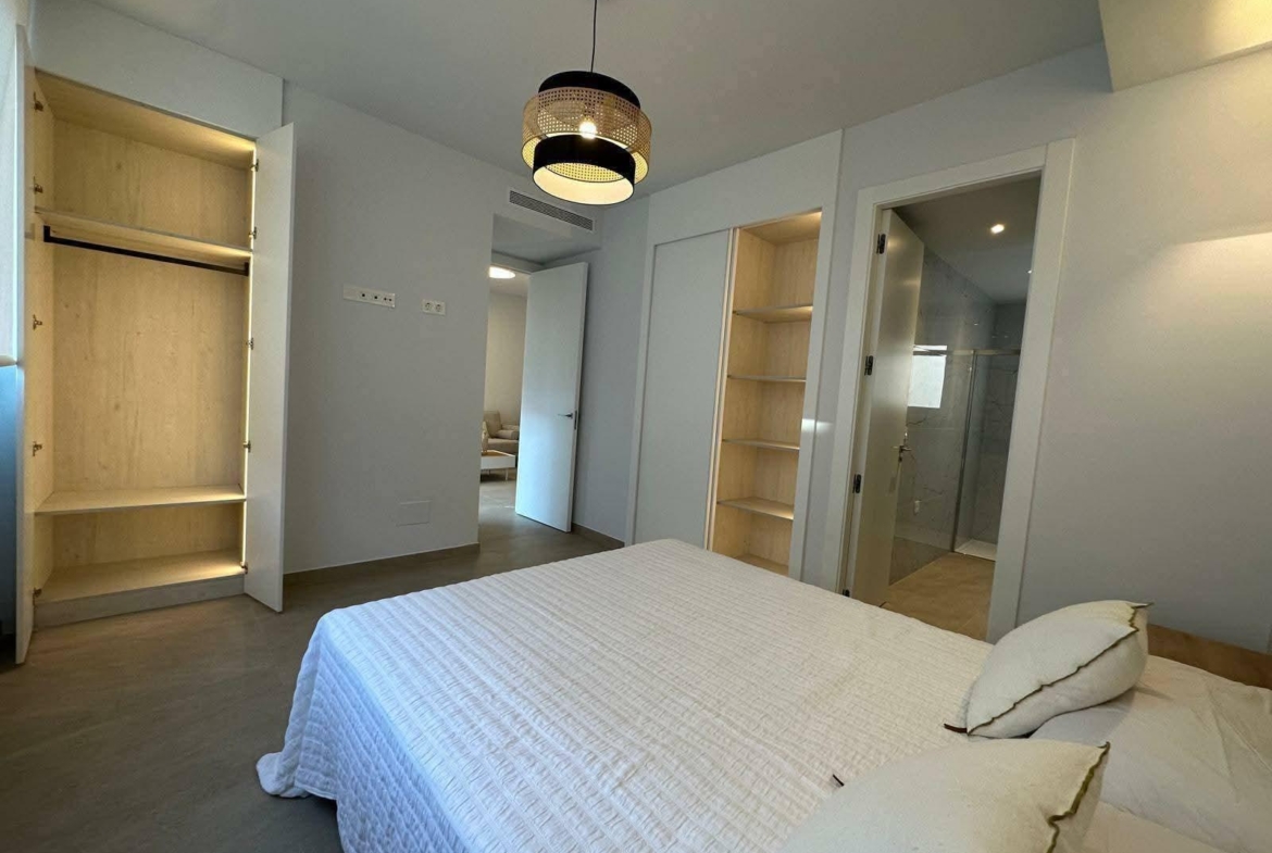 3 bedroom Apartment in Torrevieja, Del Mar Building by Amay, located on the beachfront of Los Locos Beach 🇪🇸🌴🌊