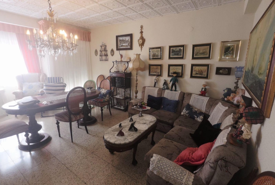 Magnifica vivienda en pleno centro de Alicante con ascensor y garaje, junto al Corte Inglés