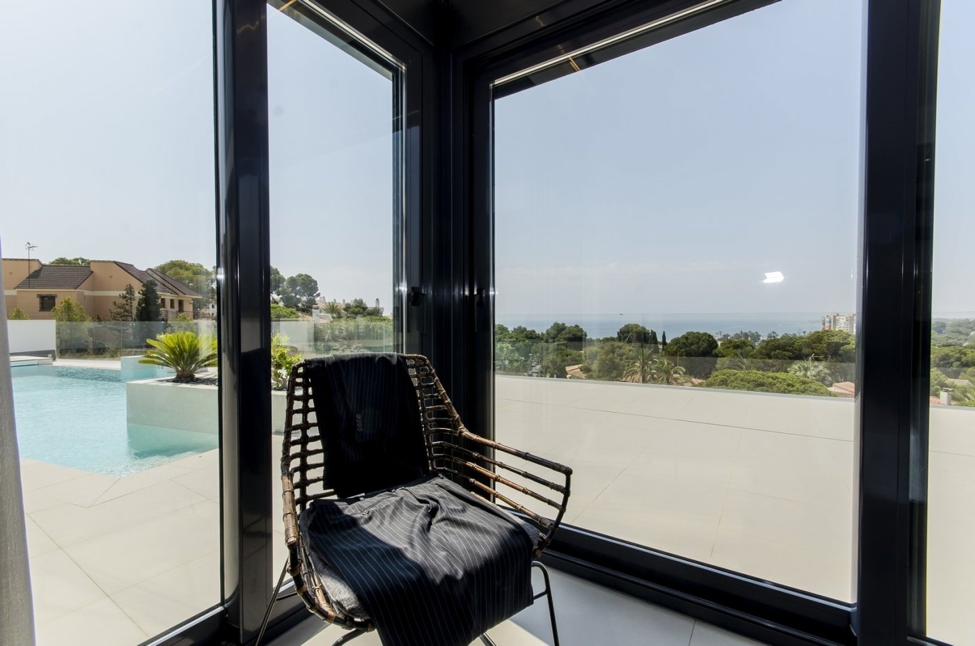 NEW CONSTRUCTION VILLAS 250 m FROM THE BEACH IN CAMPOAMOR