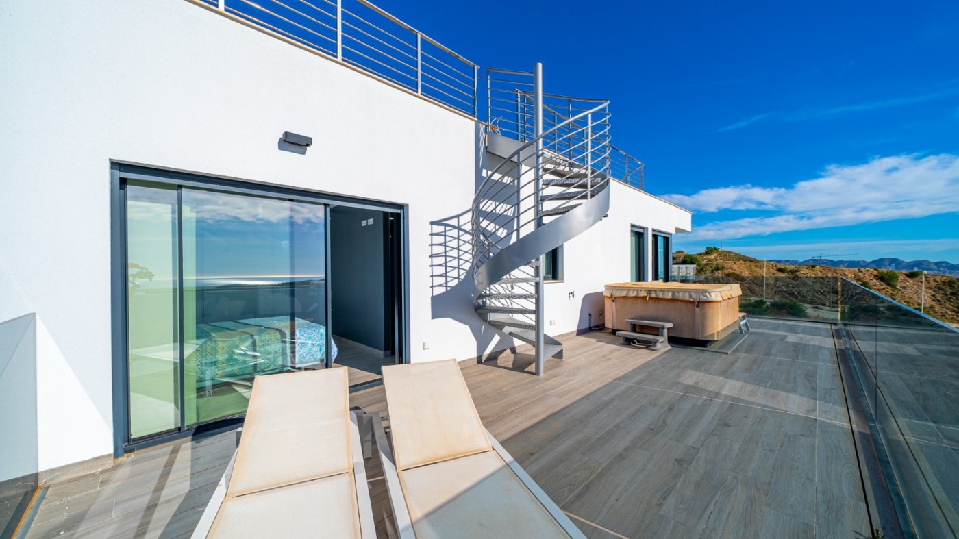 VILLA DE LUJO EN VENTA EN FINESTRAT – BALCON DE FINESTRAT