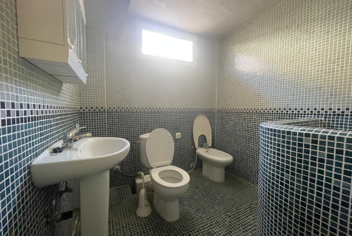 VILLA PARADA CON VISTAS AL MAR Y A 200 METROS DE PLAYA! ZONA TORRE LA MATA. 5 DRM. 3 BAÑOS. PISCINA PRIVADA.