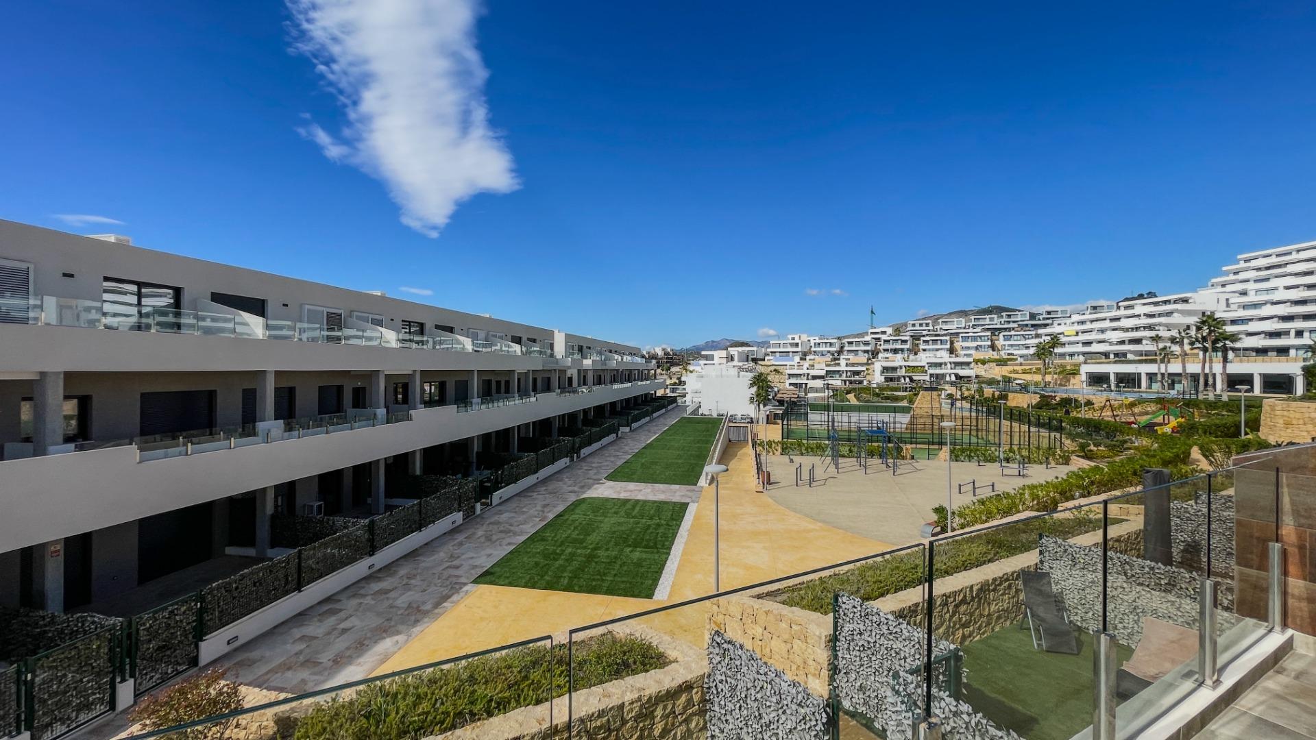 2-65-10 Moderne duplex met 5 slaapkamers in het exclusieve Campirroso complex, Finestrat