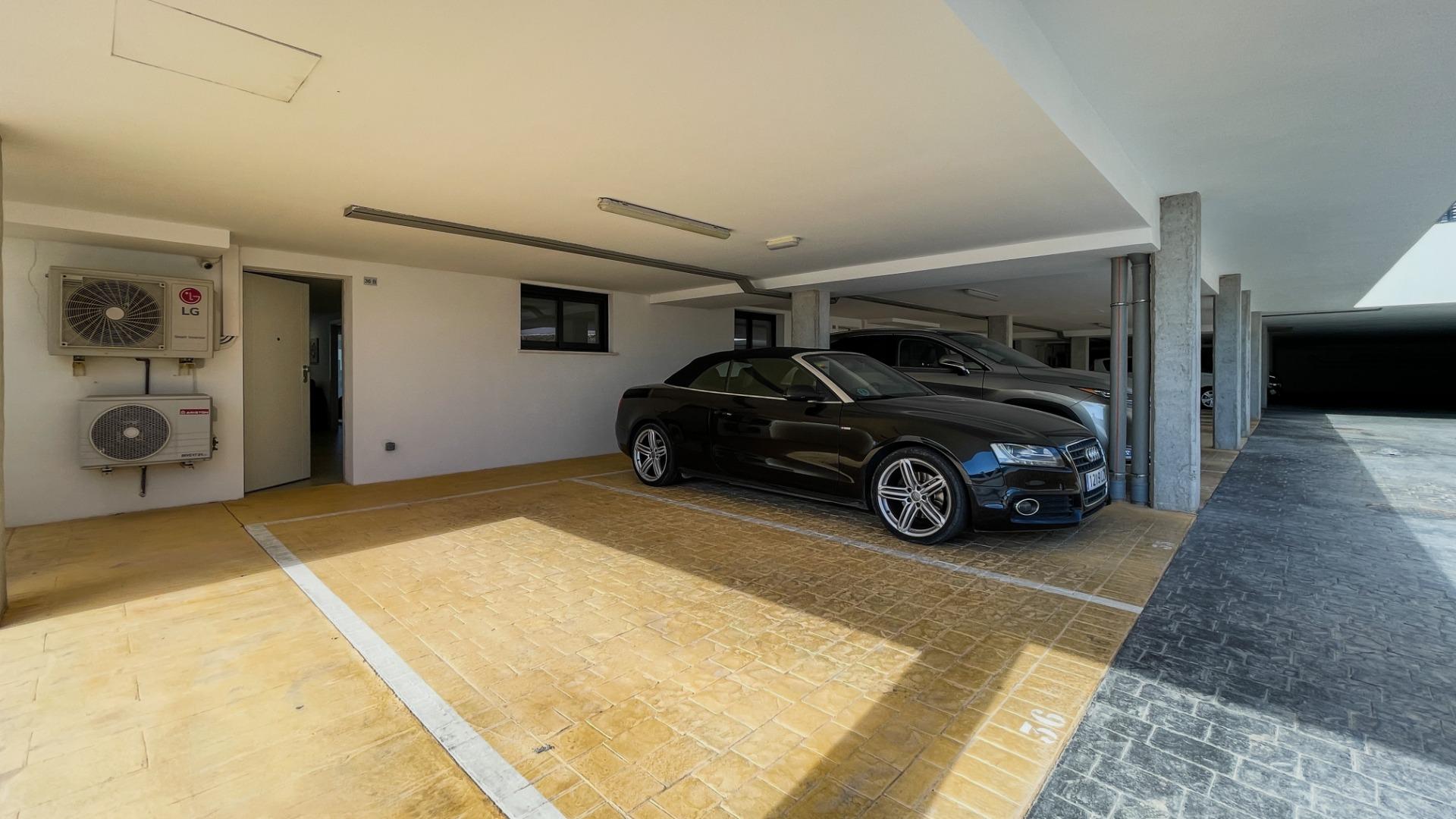 2-66-8 Moderne duplex met 5 slaapkamers in het exclusieve Campirroso complex, Finestrat