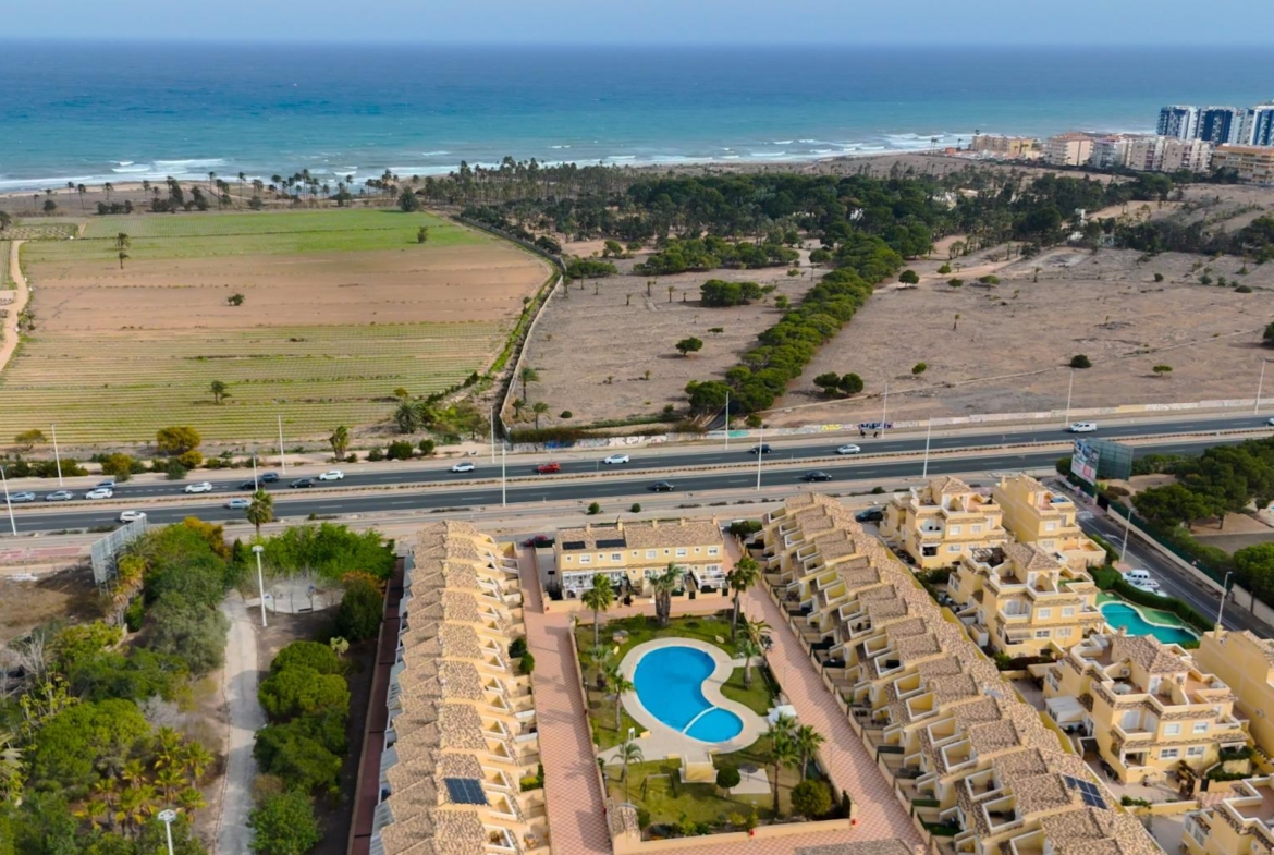 Large corner semi-detached house with sea views,