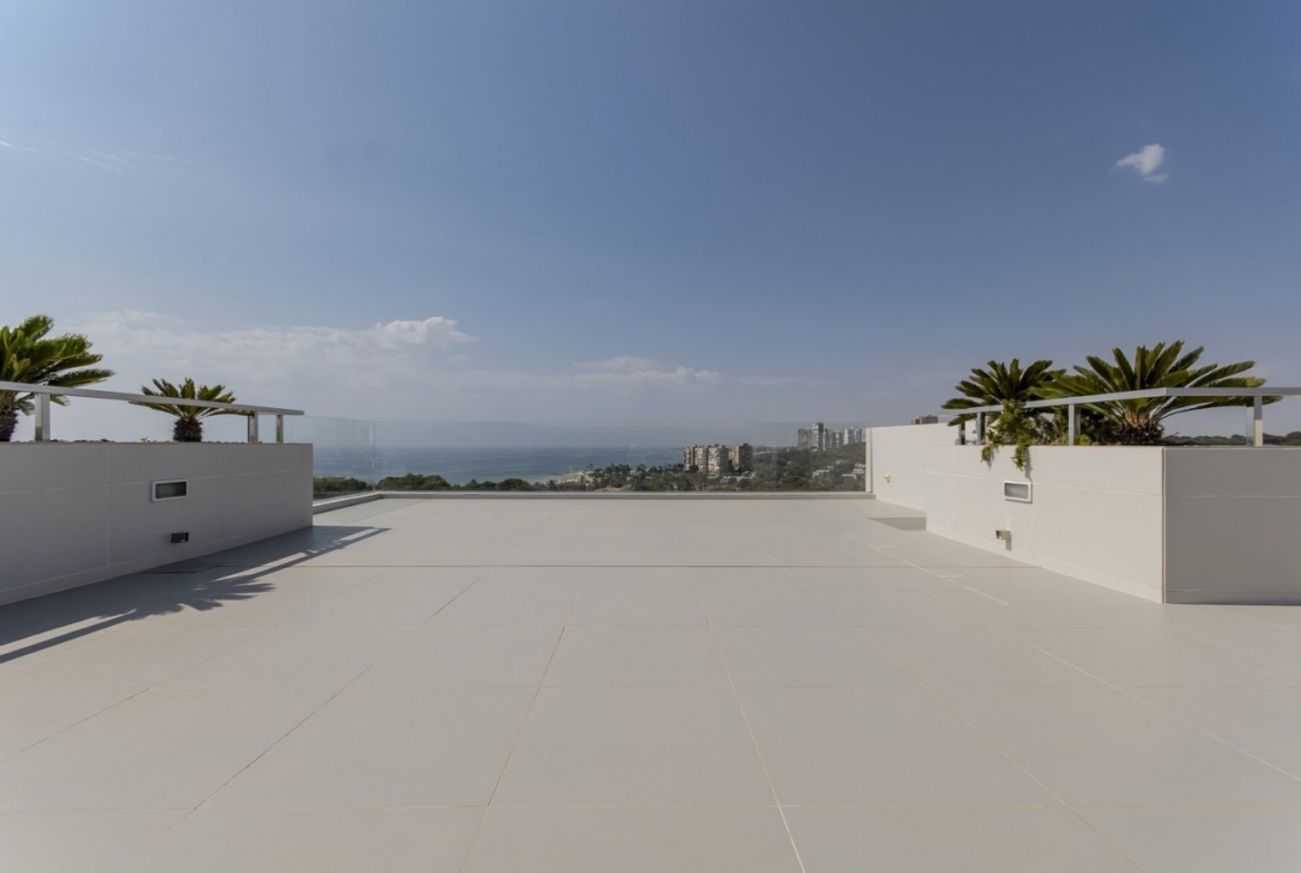 NEW CONSTRUCTION VILLAS 250 m FROM THE BEACH IN CAMPOAMOR
