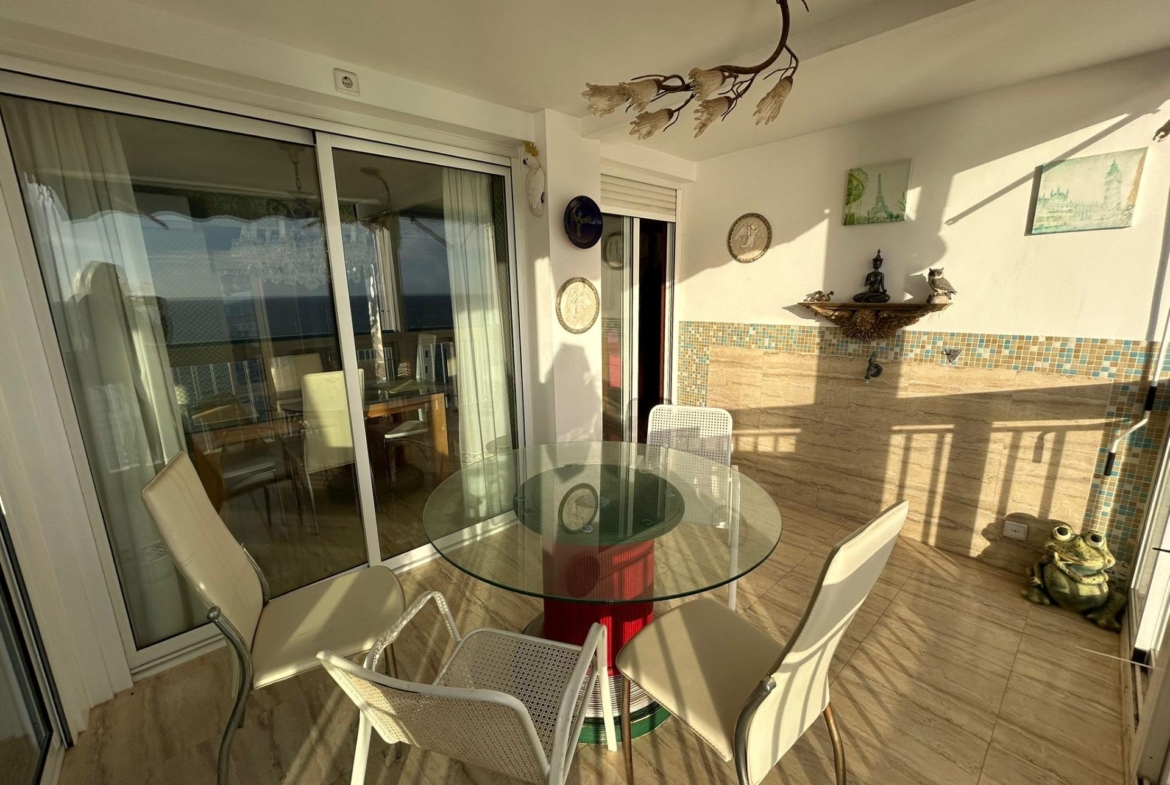 Droom appartement aan het strand van Levante Beach, Benidorm