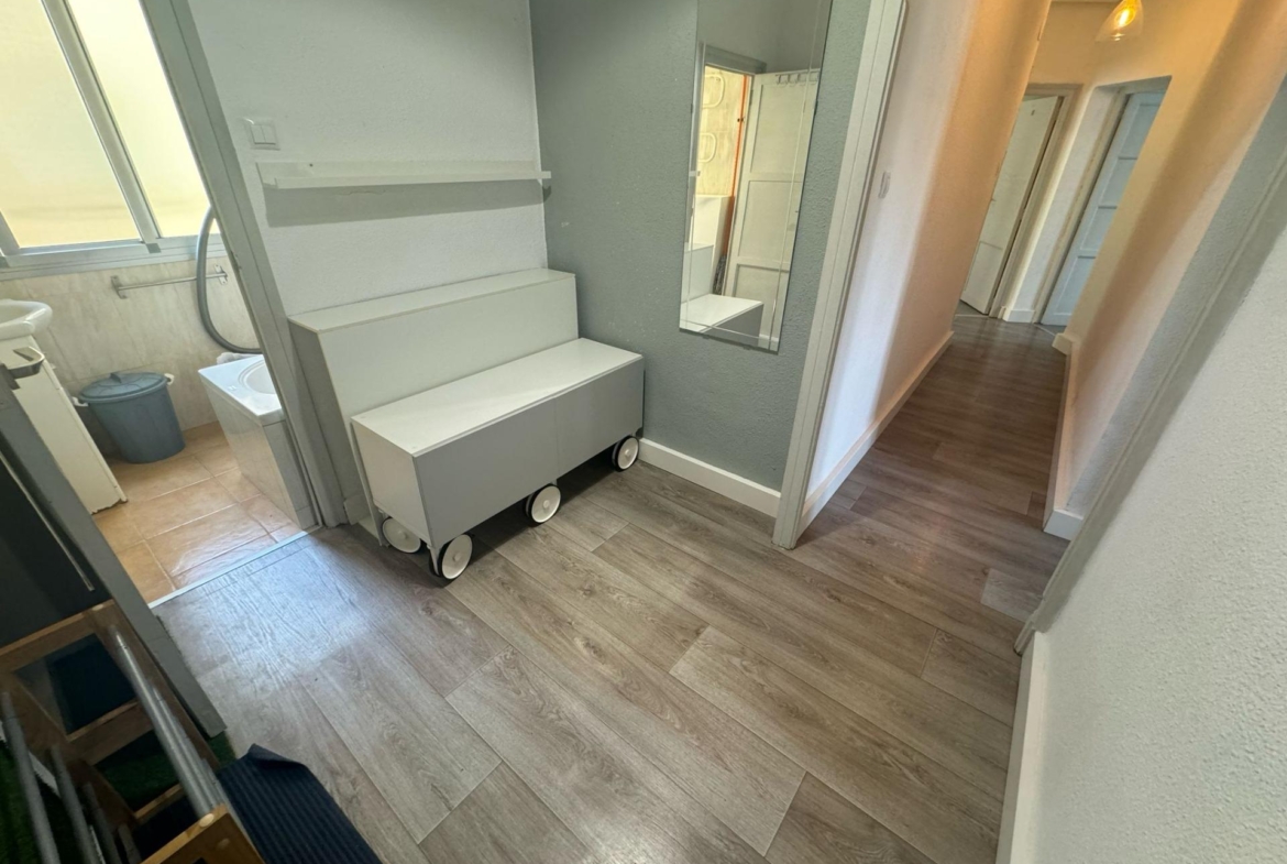 Amplio piso de 3 habitaciones en El Grau