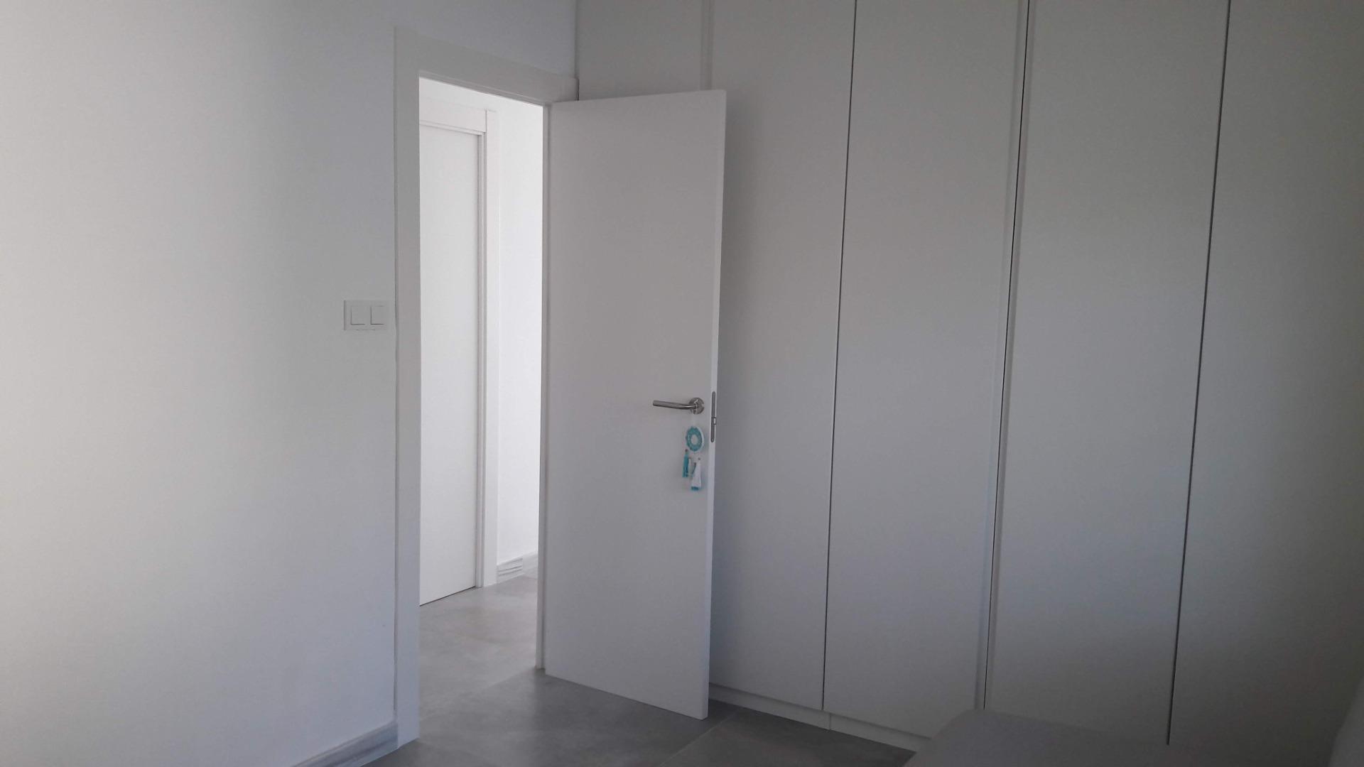 OCASIÓN CHALET INDEPENDIENTE CON VISTAS AL MAR LICENCIA TURÍSTICA EN LA COVETA