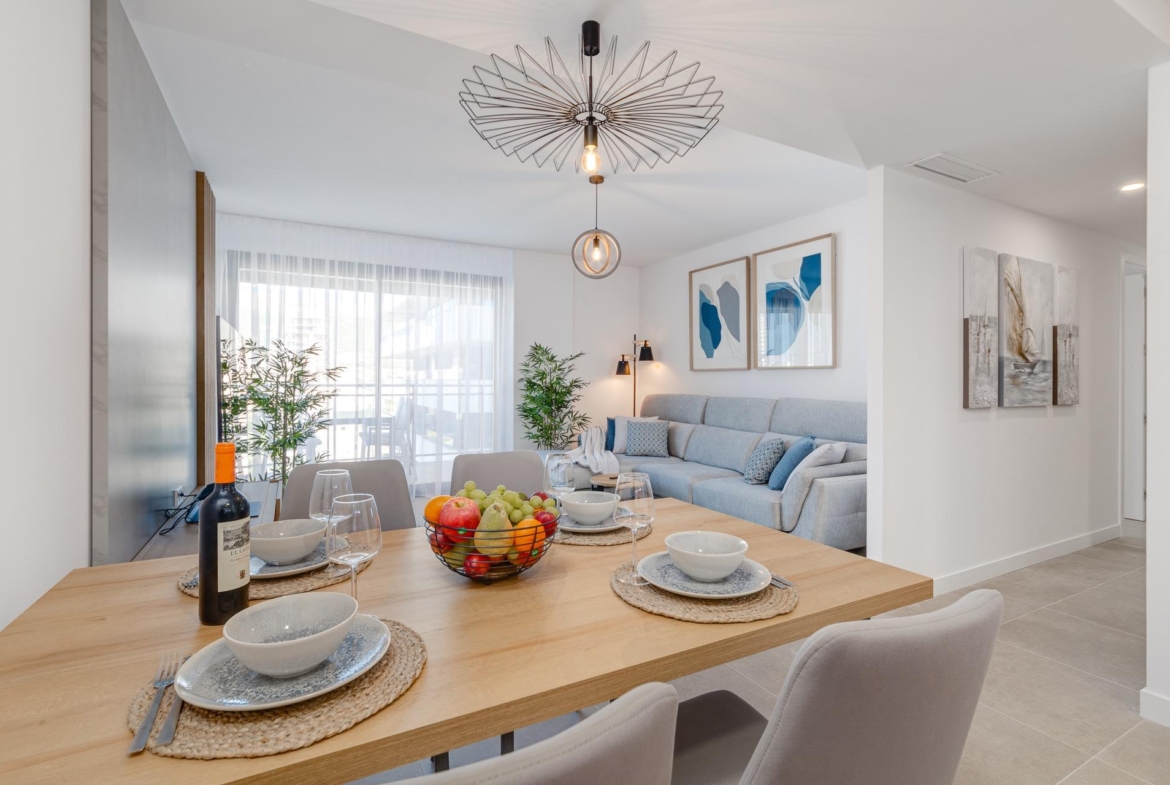 SPECTACULAR NEW LARGE APARTMENT WITH SEA AND MOUNTAIN VIEWS IN CALPE