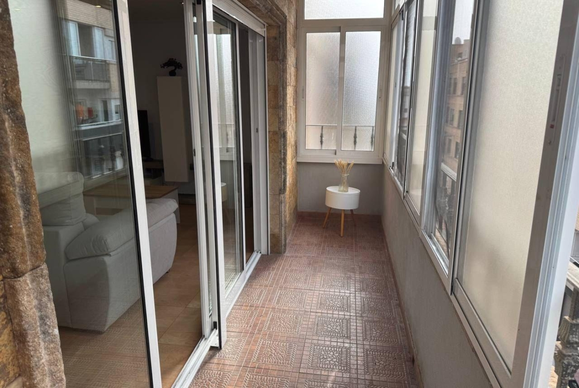 Spacious Semi-New Apartment in Torrevieja, Ideal for Living