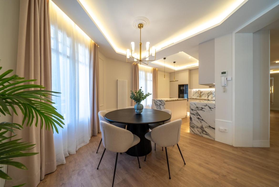 LUXURY APPARTMENT FOR SALE IN GOYA, SALAMANCA DISTRICT