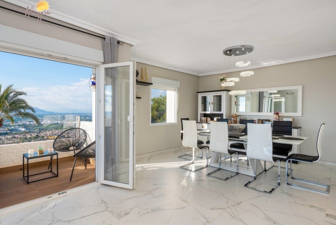 Unieke 170m2 Penthouse met panoramisch uitzicht in Ciudad Quesada!