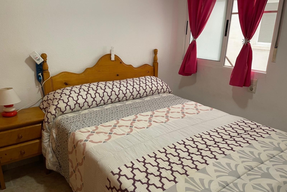 Charming Apartment in Torrevieja – Parque de las Naciones 🌞 2 bedrooms 1 bathroom with pool and garage