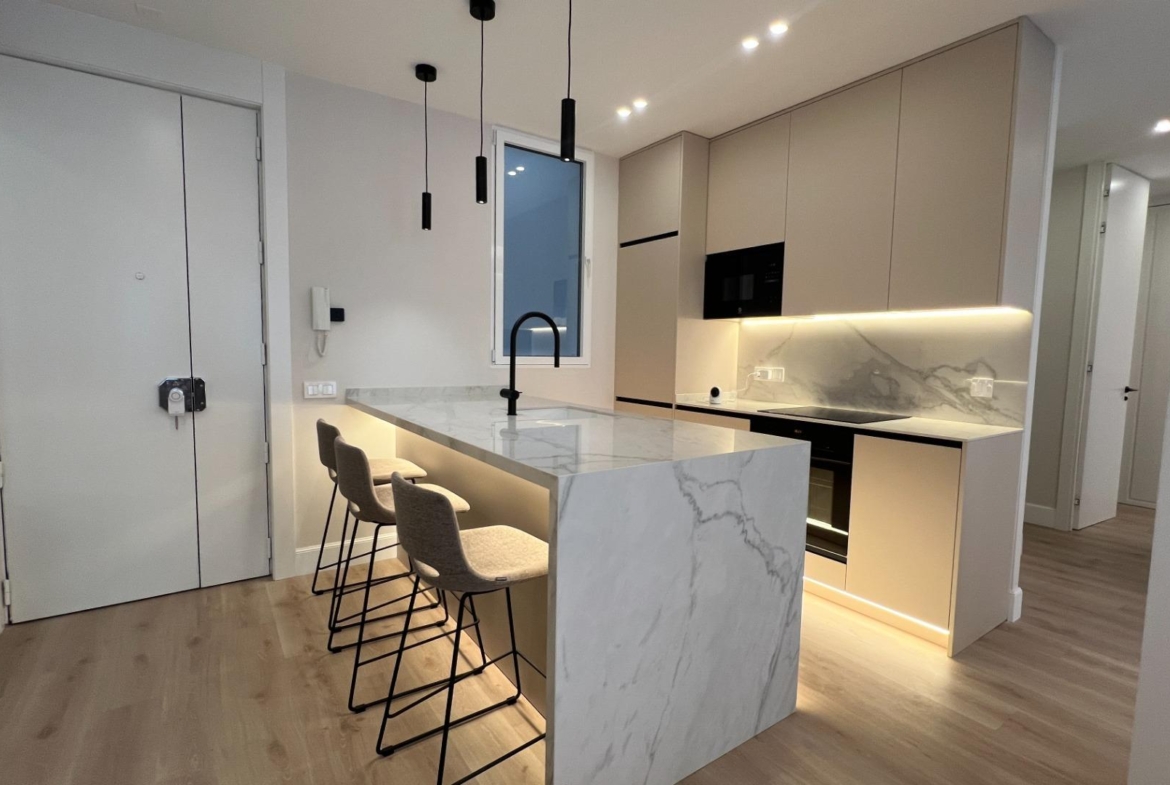 ELEGANT FULLY RENOVATED LUXURY APARTNEMT IN LISTA, MADRID