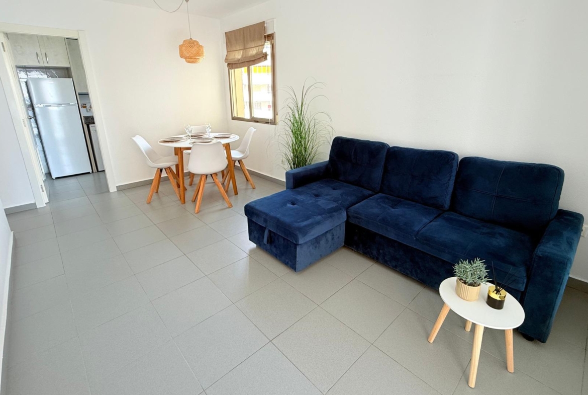 Magnificent apartment with sea views just one minute from the beach in Playa de la Fossa, Calpe