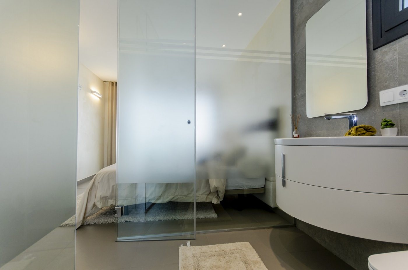 NEW CONSTRUCTION VILLAS 250 m FROM THE BEACH IN CAMPOAMOR