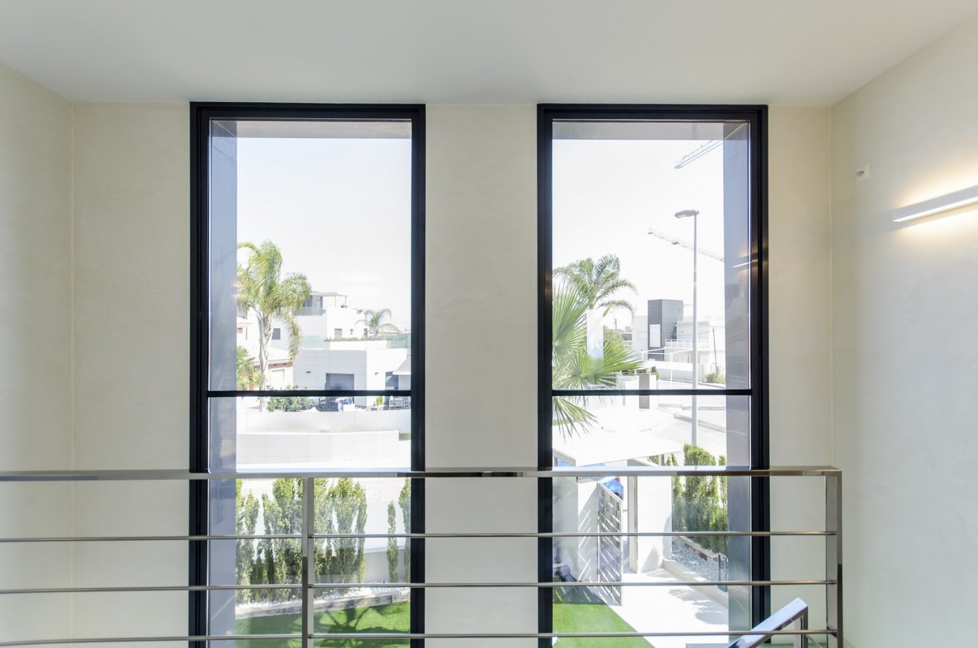 NEW CONSTRUCTION VILLAS 250 m FROM THE BEACH IN CAMPOAMOR