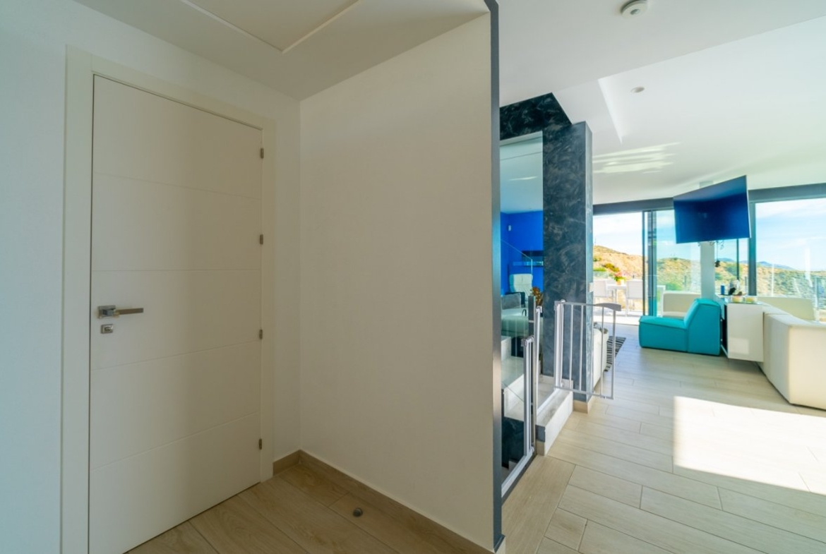 VILLA DE LUJO EN VENTA EN FINESTRAT – BALCON DE FINESTRAT