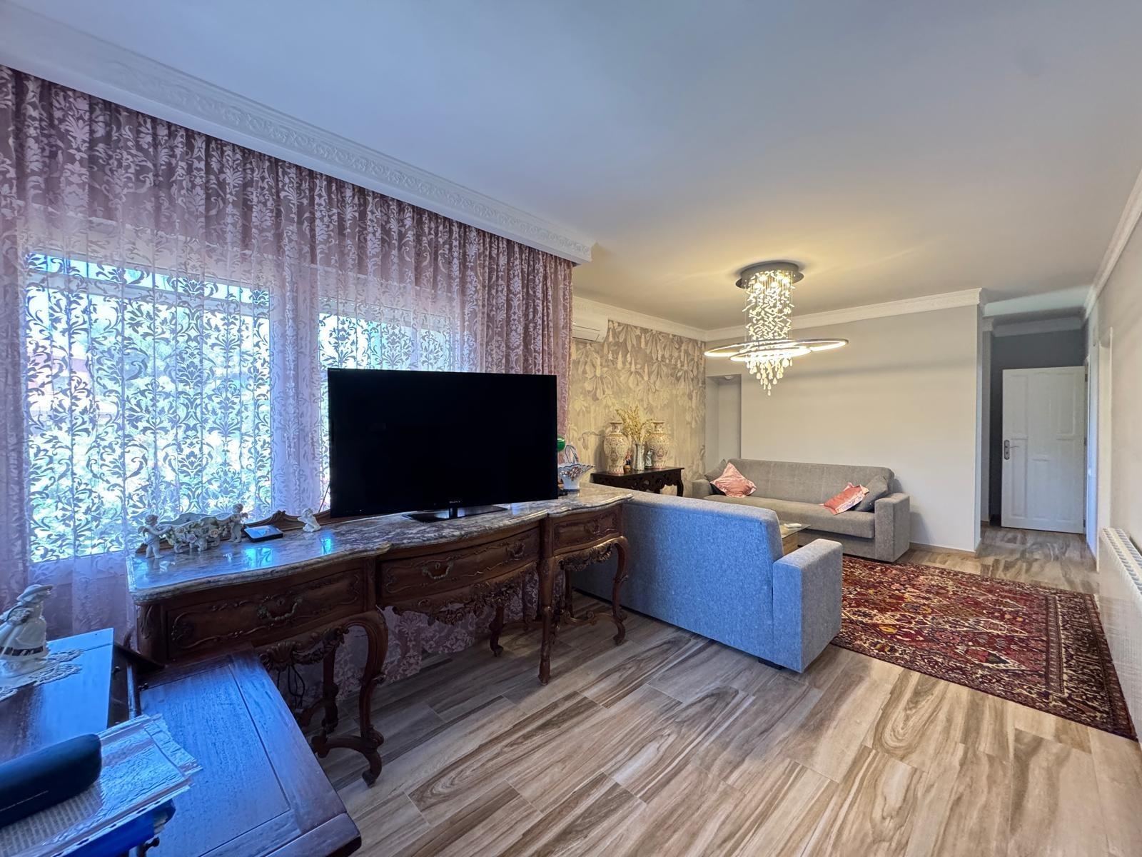 2-77-6 VILLA DE LIJO EN CAMPOAMOR CON 639 M2 DE CASA. PARCELA 800 M2. PISCINA PROPIA. 5 DORM. 4 BAÑOS. PLAYA A 650 METROS.