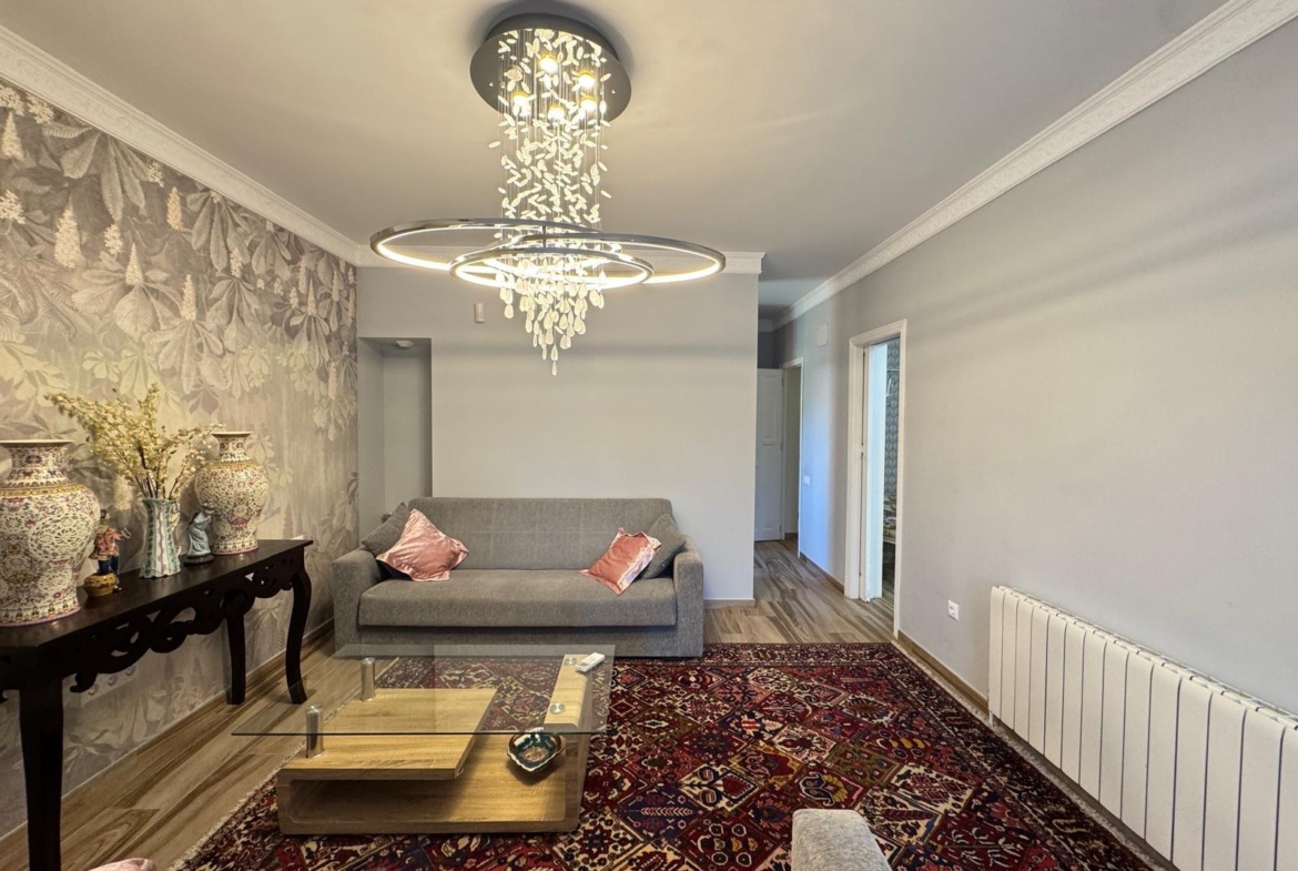 VILLA DE LIJO EN CAMPOAMOR CON 639 M2 DE CASA. PARCELA 800 M2. PISCINA PROPIA. 5 DORM. 4 BAÑOS. PLAYA A 650 METROS.