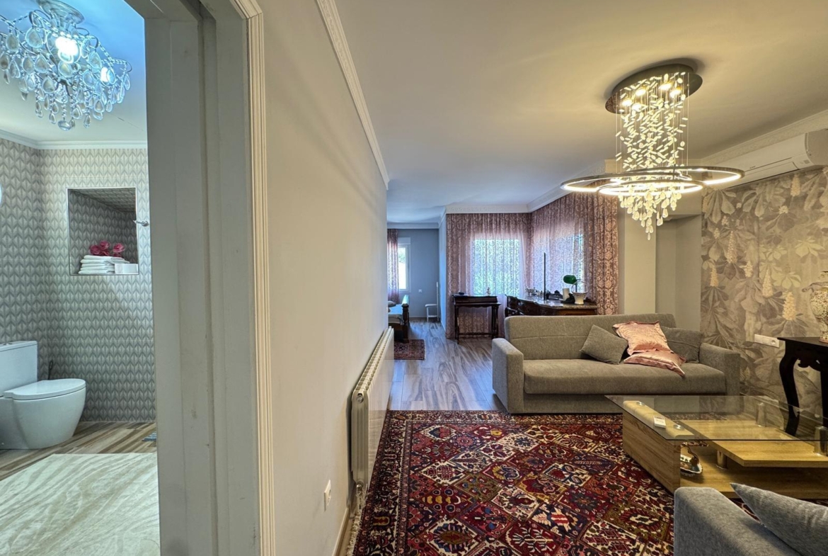 VILLA DE LIJO EN CAMPOAMOR CON 639 M2 DE CASA. PARCELA 800 M2. PISCINA PROPIA. 5 DORM. 4 BAÑOS. PLAYA A 650 METROS.