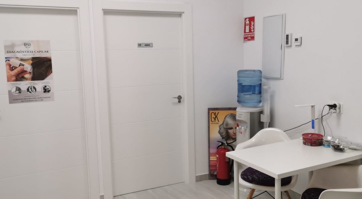COMMERCIAL PREMISES IN LA ZENIA