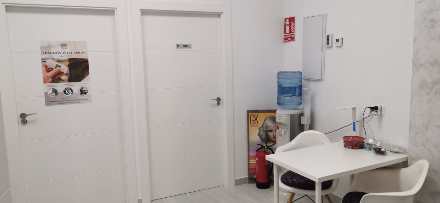 2-8-10 COMMERCIAL PREMISES IN LA ZENIA