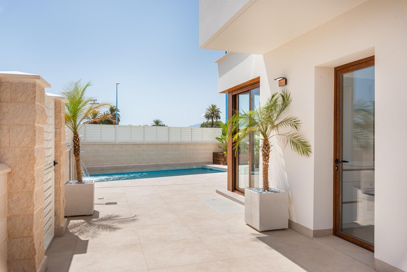 OBRA NUEVA EN VERA PLAYA. VILLA LAGUNA AZUL. 230M2 PARCELA. 3 DORM. 3 BAÑOS.