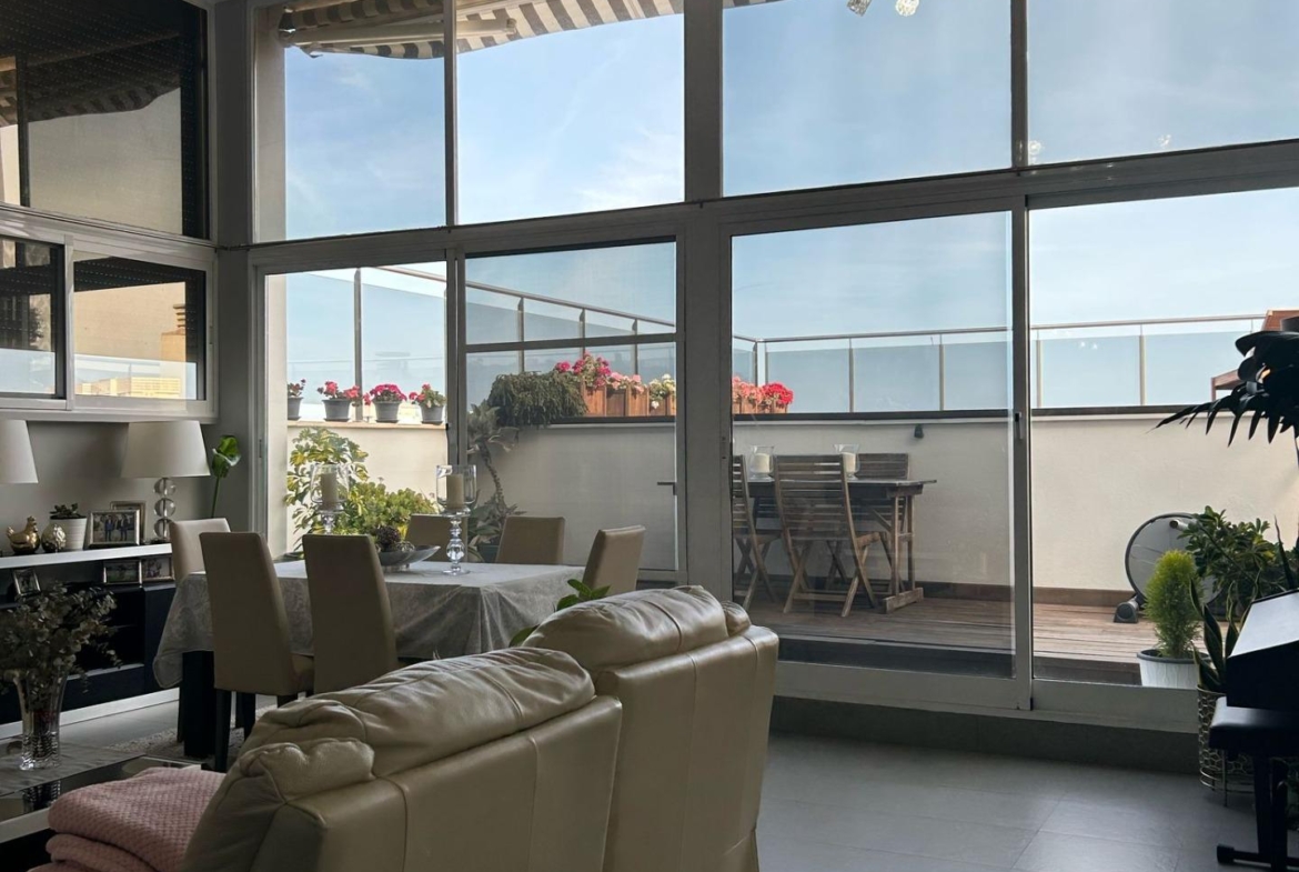 Luxe Penthouse in Cala de Finestrat: Een droom aan de Middellandse Zee
