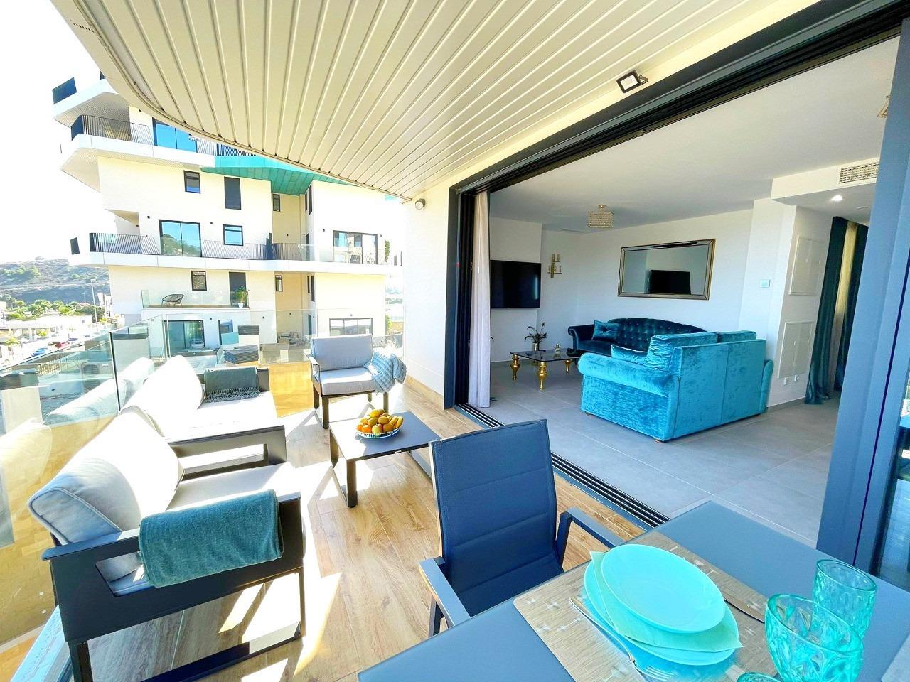 Moderne nieuwe appartementen aan de oevers van de Middellandse Zee