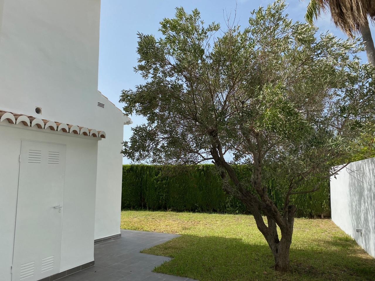 2-8-260 Exclusieve villa met uitzicht op zee in Moraira (Costa Blanca, Alicante)