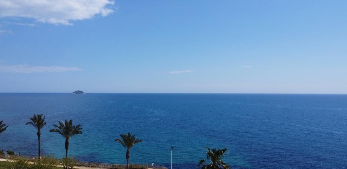 🏖 Live the Mediterranean from Above