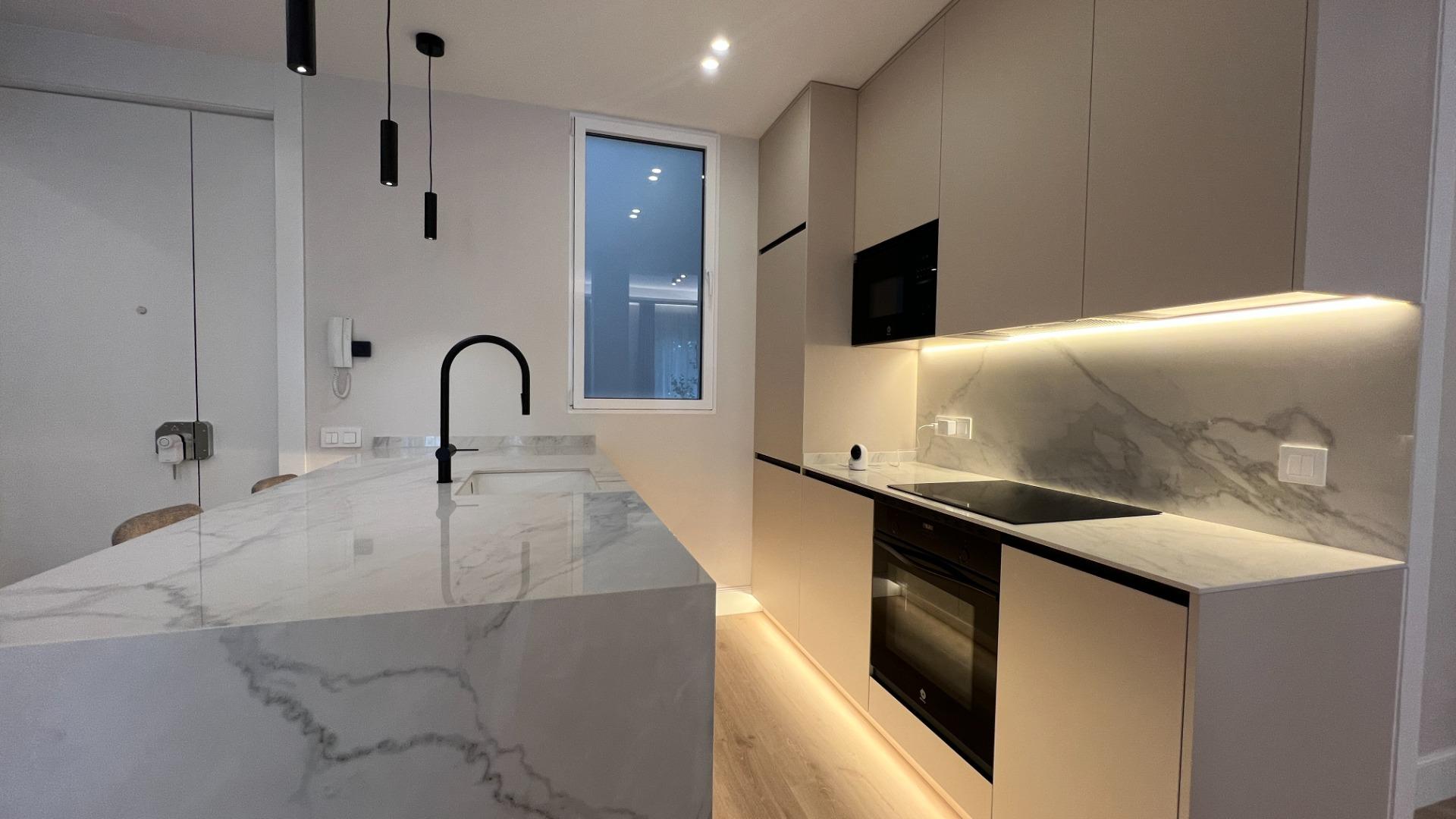 ELEGANT FULLY RENOVATED LUXURY APARTNEMT IN LISTA, MADRID