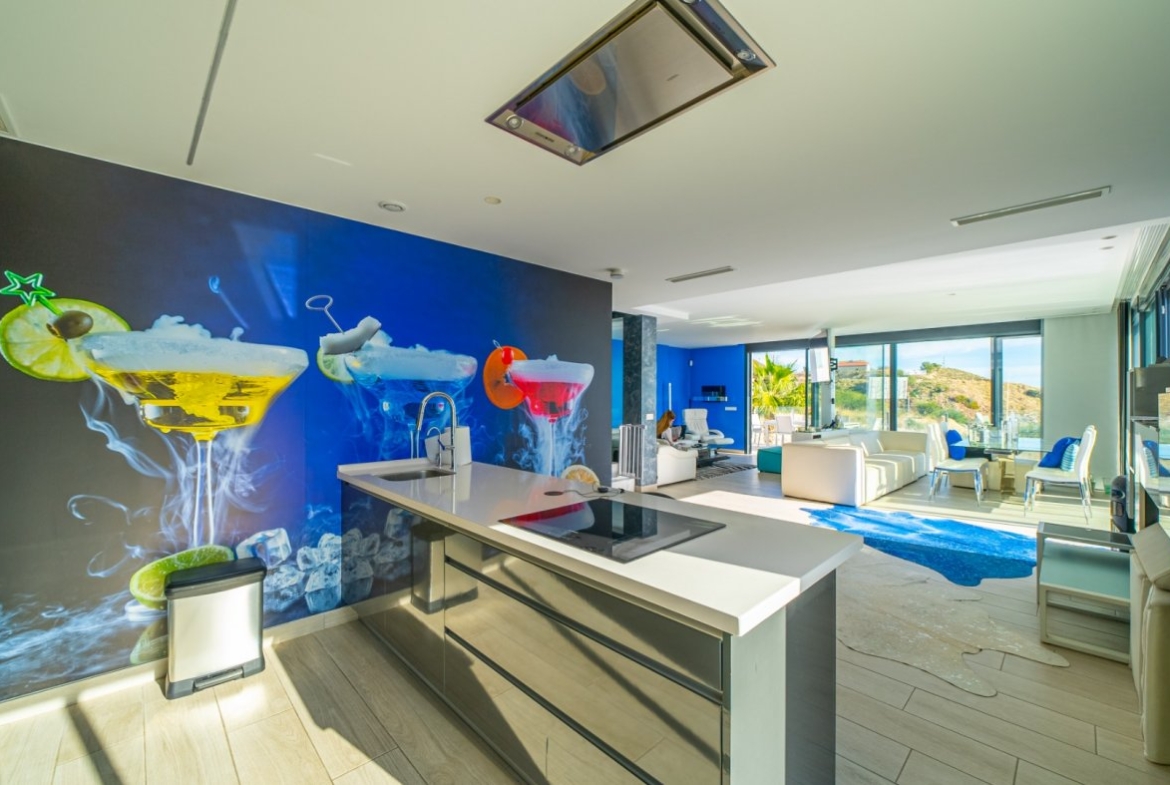 VILLA DE LUJO EN VENTA EN FINESTRAT – BALCON DE FINESTRAT